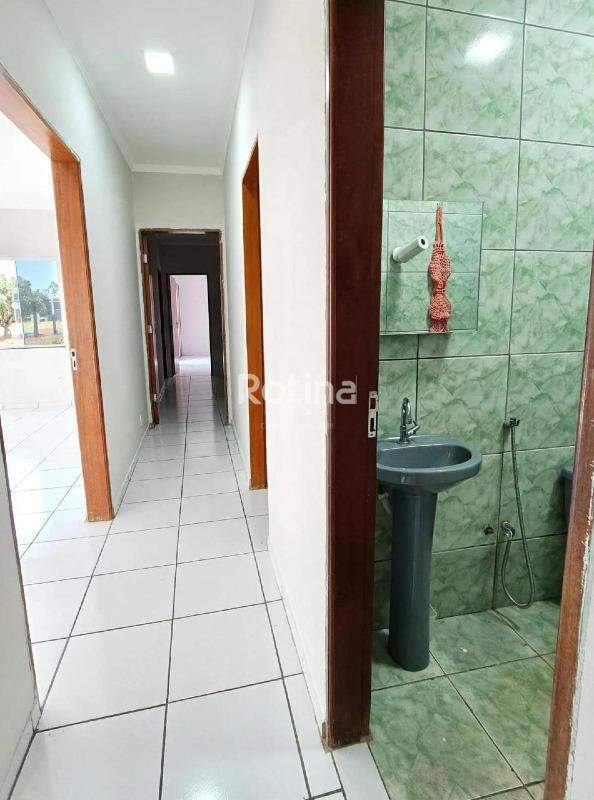 Casa à venda, 3 quartos em Uberlândia no bairro Morumbi no valor de R$ 290.000,00 - Rotina Imobiliária: 