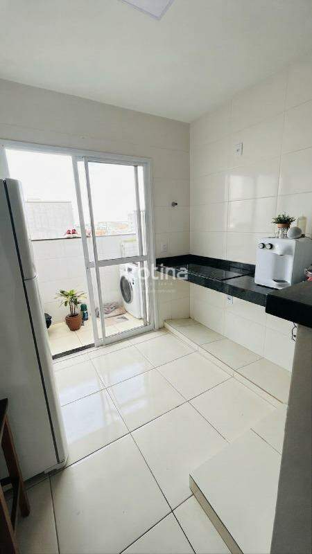 Apartamento à venda, 2 quartos em Uberlândia no bairro Novo Mundo no valor de R$ 295.000,00 - Rotina Imobiliária: 