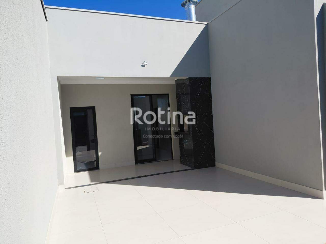 Casa à venda, 3 quartos em Uberlândia no bairro Laranjeiras no valor de R$ 680.000,00 - Rotina Imobiliária: 