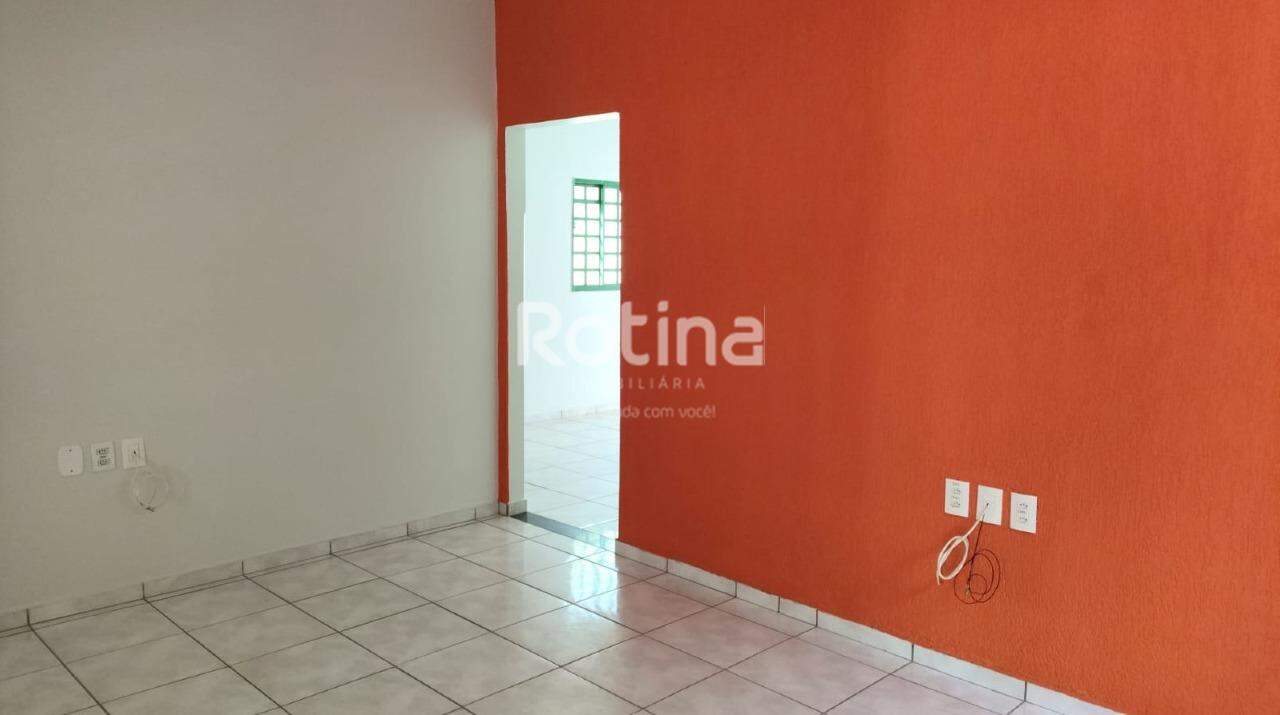 Casa para alugar, 3 quartos em Uberlândia no bairro Jardim Europa no valor de R$ 3.550,00 - Rotina Imobiliária: 