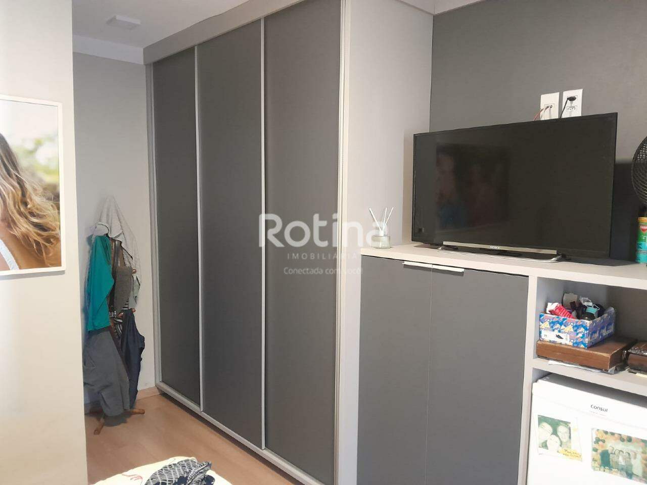 Casa para alugar, em Uberlândia no bairro Tabajaras no valor de R$ 6.000,00 - Rotina Imobiliária: 