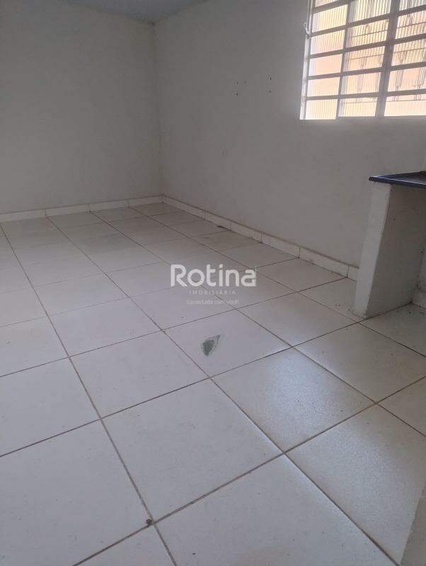 Casa à venda, 2 quartos em Uberlândia no bairro Laranjeiras no valor de R$ 295.000,00 - Rotina Imobiliária: 