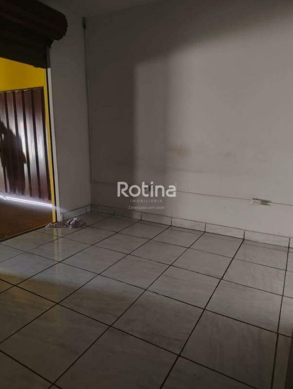 Casa à venda, 2 quartos em Uberlândia no bairro Laranjeiras no valor de R$ 295.000,00 - Rotina Imobiliária: 