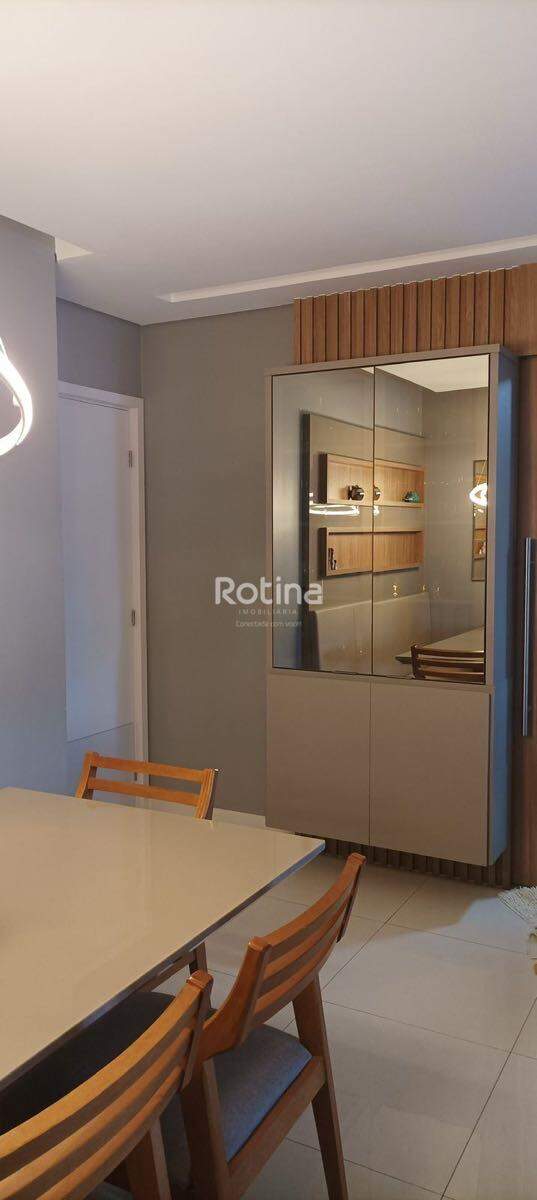 Apartamento à venda, 3 quartos em Uberlândia no bairro Copacabana no valor de R$ 900.000,00 - Rotina Imobiliária: 