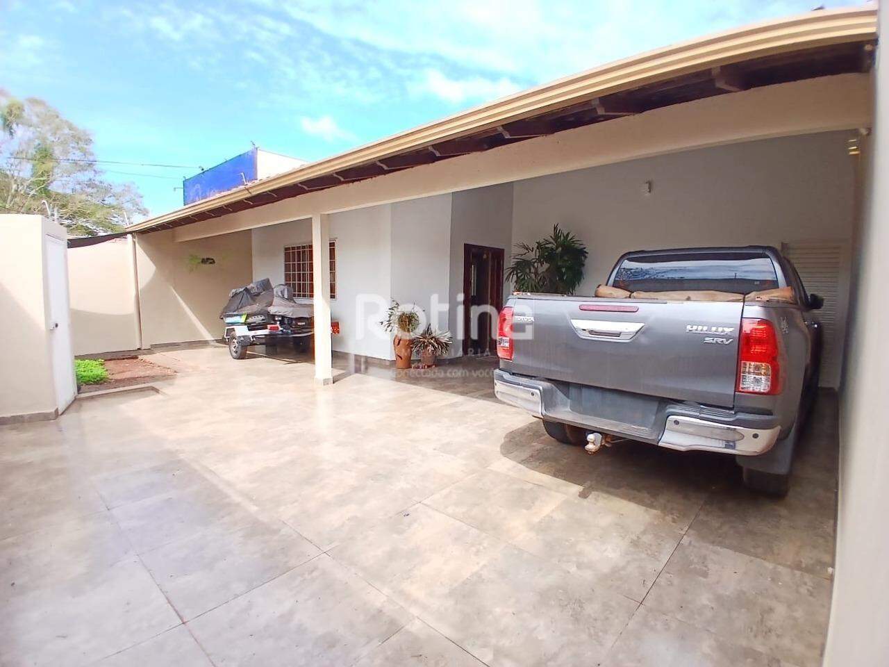 Casa para alugar, 4 quartos em Uberlândia no bairro Cidade Jardim no valor de R$ 5.800,00 - Rotina Imobiliária: 