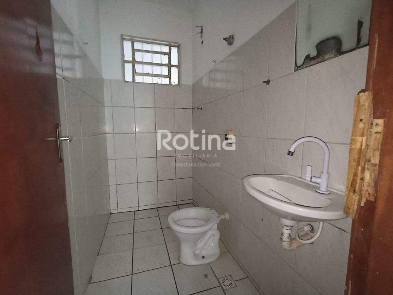 Casa à venda, 2 quartos em Uberlândia no bairro Luizote de Freitas no valor de R$ 250.000,00 - Rotina Imobiliária: 