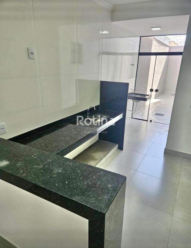 Apartamento à venda, 2 quartos em Uberlândia no bairro Grand Ville no valor de R$ 360.000,00 - Rotina Imobiliária: 