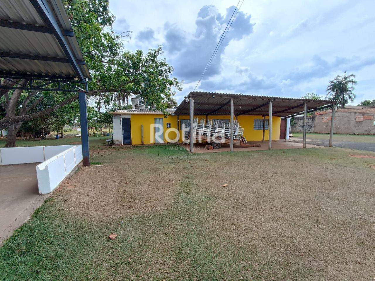 Chacara à venda, 3 quartos em Uberlândia no bairro Panorama no valor de R$ 1.800.000,00 - Rotina Imobiliária: 