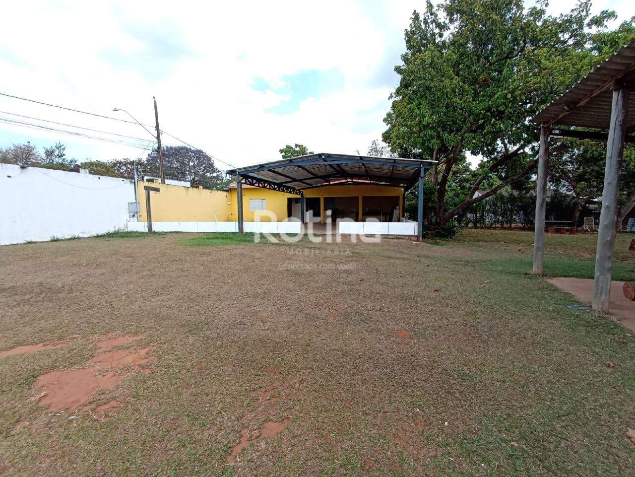 Chacara à venda, 3 quartos em Uberlândia no bairro Panorama no valor de R$ 1.800.000,00 - Rotina Imobiliária: 