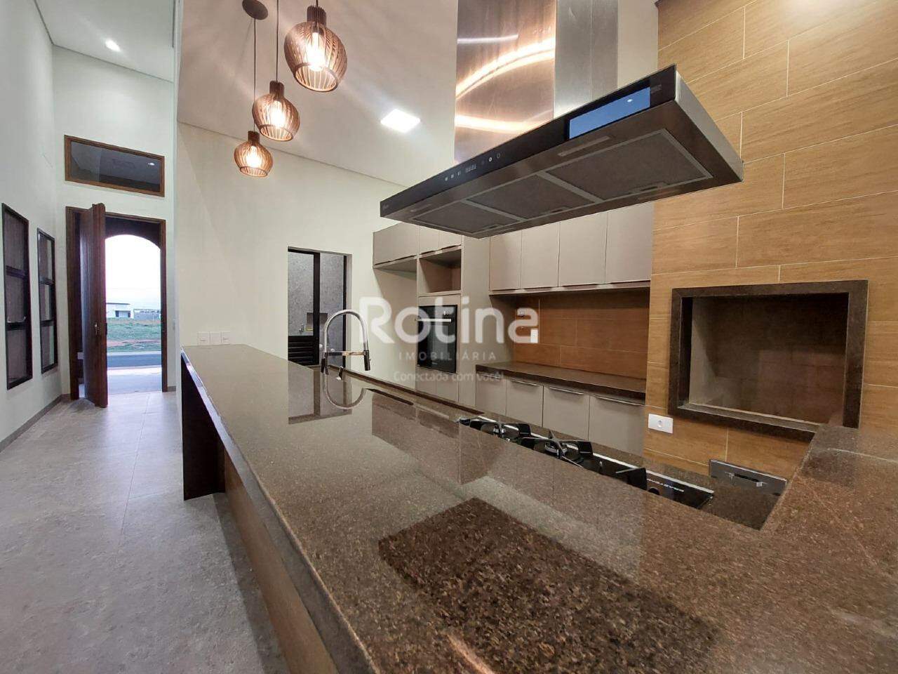 Casa Condomínio Fechado à venda, 3 quartos em Uberlândia no bairro Novo Mundo no valor de R$ 1.680.000,00 - Rotina Imobiliária: 