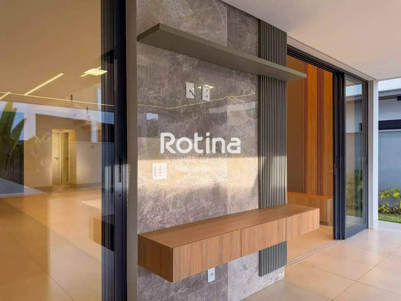 Casa Condomínio Fechado à venda, 5 quartos em Uberlândia no bairro Jardim Sul no valor de R$ 4.000.000,00 - Rotina Imobiliária: 