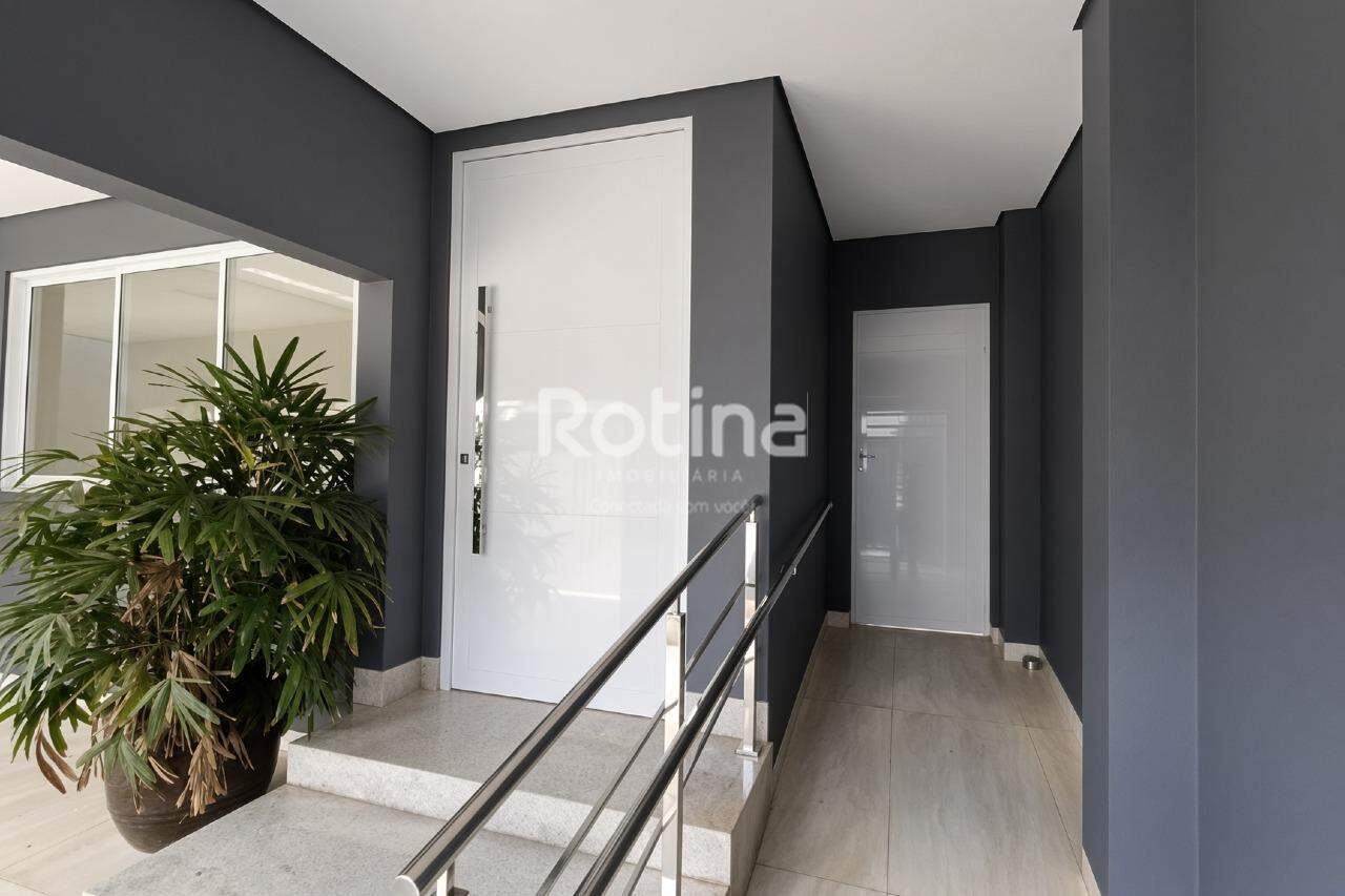Casa à venda, 3 quartos em Uberlândia no bairro Jaraguá no valor de R$ 990.000,00 - Rotina Imobiliária: 