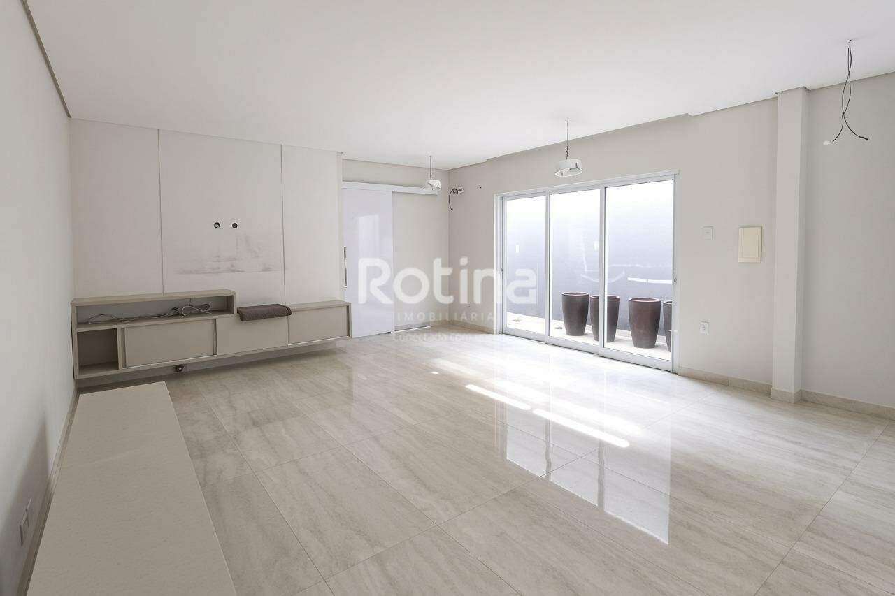 Casa à venda, 3 quartos em Uberlândia no bairro Jaraguá no valor de R$ 990.000,00 - Rotina Imobiliária: 