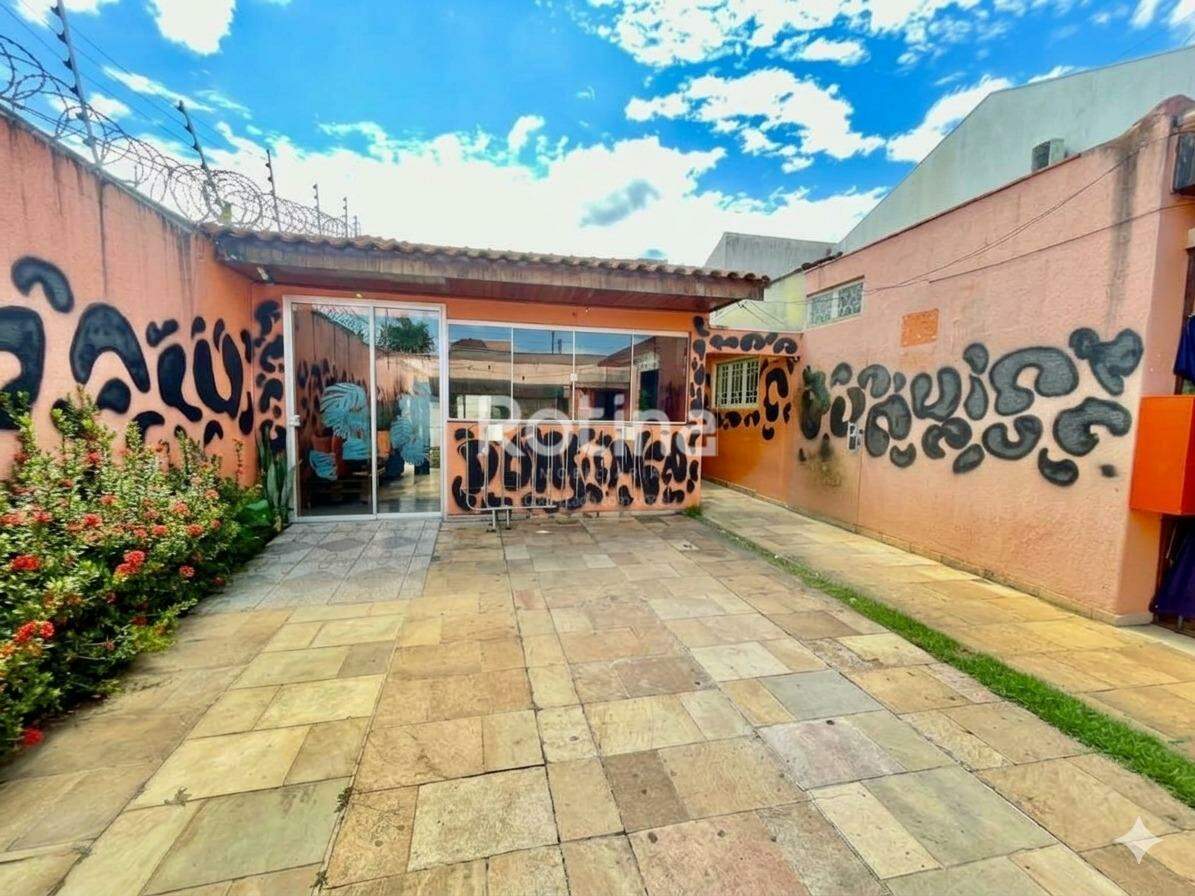 Casa Comercial à venda, 2 quartos em Uberlândia no bairro Vigilato Pereira no valor de R$ 1.400.000,00 - Rotina Imobiliária: 