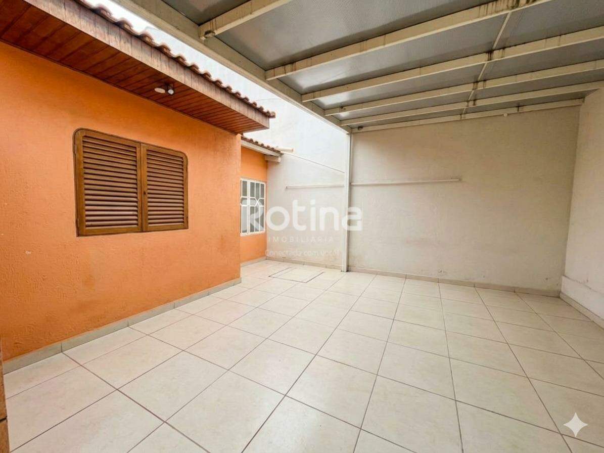 Casa Comercial à venda, 2 quartos em Uberlândia no bairro Vigilato Pereira no valor de R$ 1.400.000,00 - Rotina Imobiliária: 