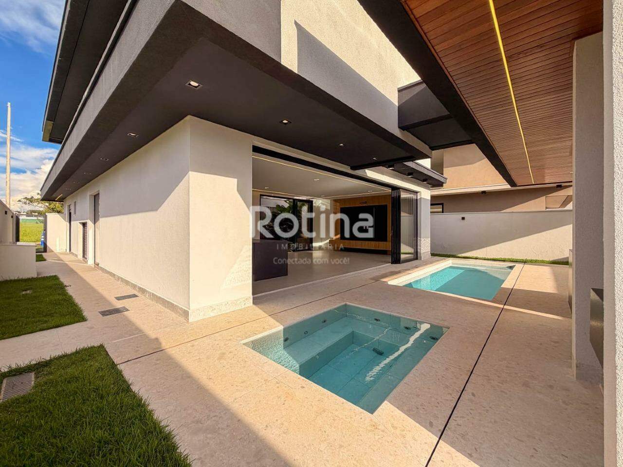 Casa Condomínio Fechado à venda, 4 quartos em Uberlândia no bairro Jardim Sul no valor de R$ 4.000.000,00 - Rotina Imobiliária: 