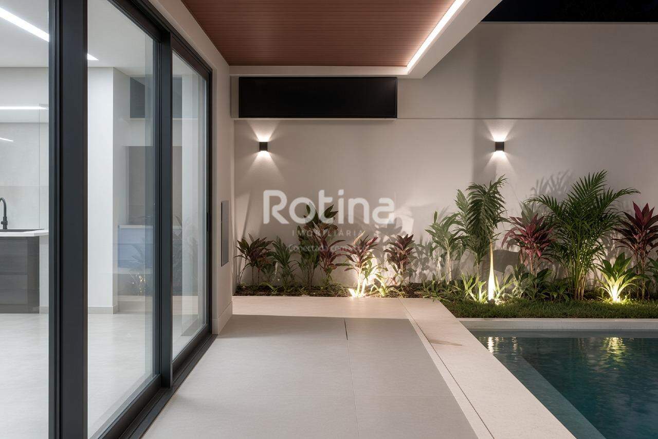 Casa Condomínio Fechado à venda, 4 quartos em Uberlândia no bairro Granja Marileusa no valor de R$ 2.500.000,00 - Rotina Imobiliária: 