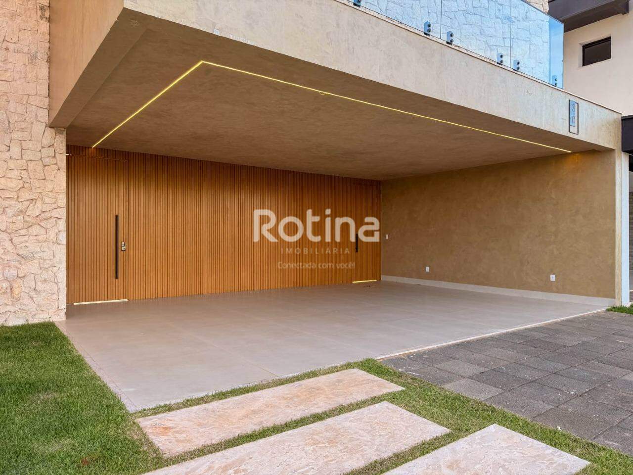 Casa Condomínio Fechado à venda, 4 quartos em Uberlândia no bairro Jardim Sul no valor de R$ 4.000.000,00 - Rotina Imobiliária: 