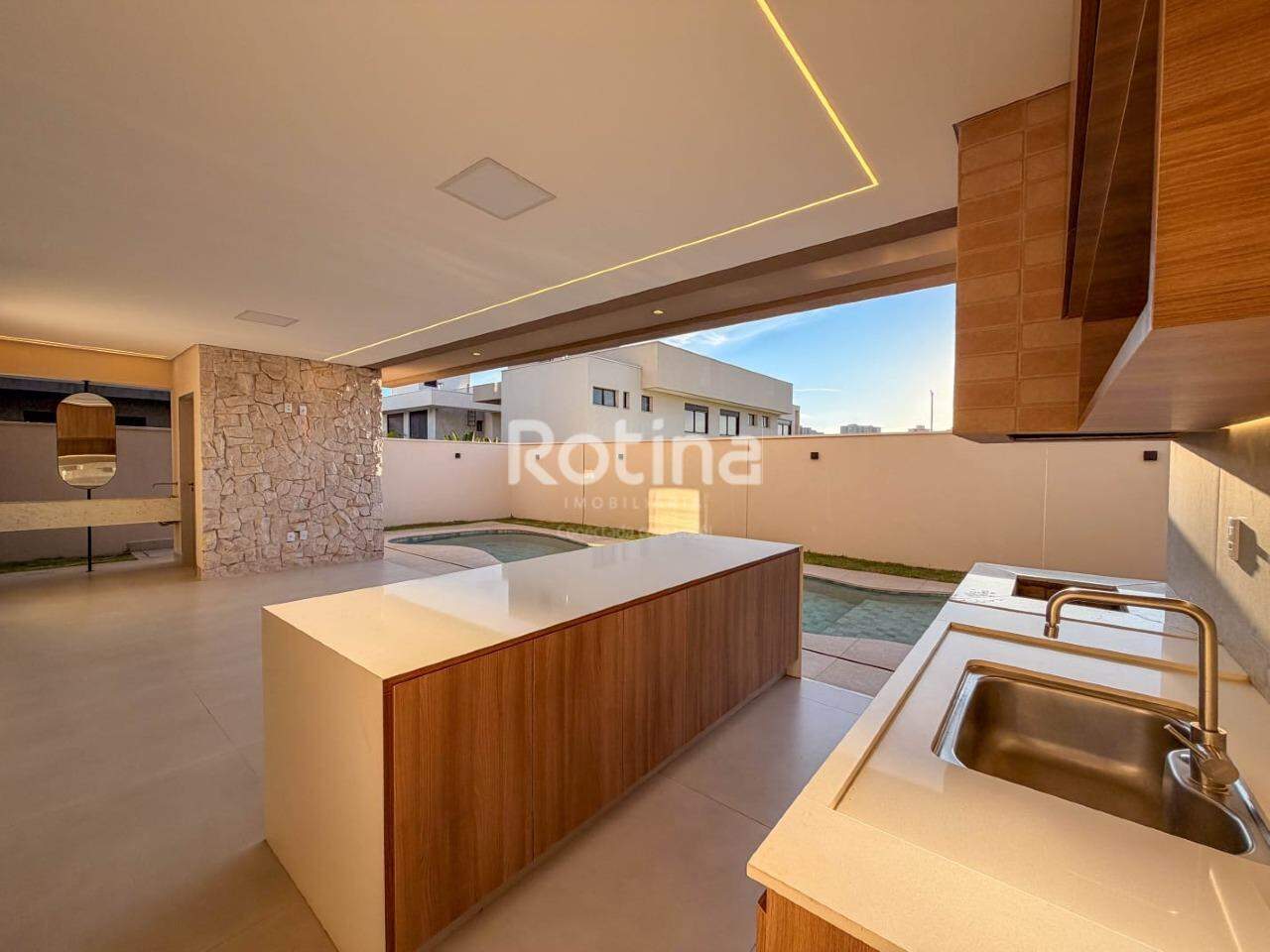 Casa Condomínio Fechado à venda, 4 quartos em Uberlândia no bairro Jardim Sul no valor de R$ 4.000.000,00 - Rotina Imobiliária: 