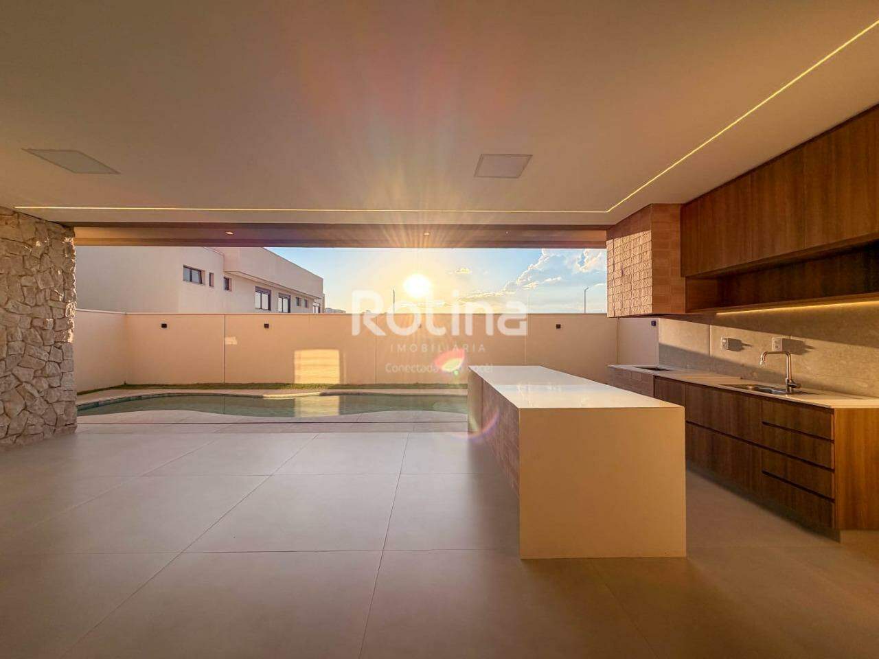 Casa Condomínio Fechado à venda, 4 quartos em Uberlândia no bairro Jardim Sul no valor de R$ 4.000.000,00 - Rotina Imobiliária: 
