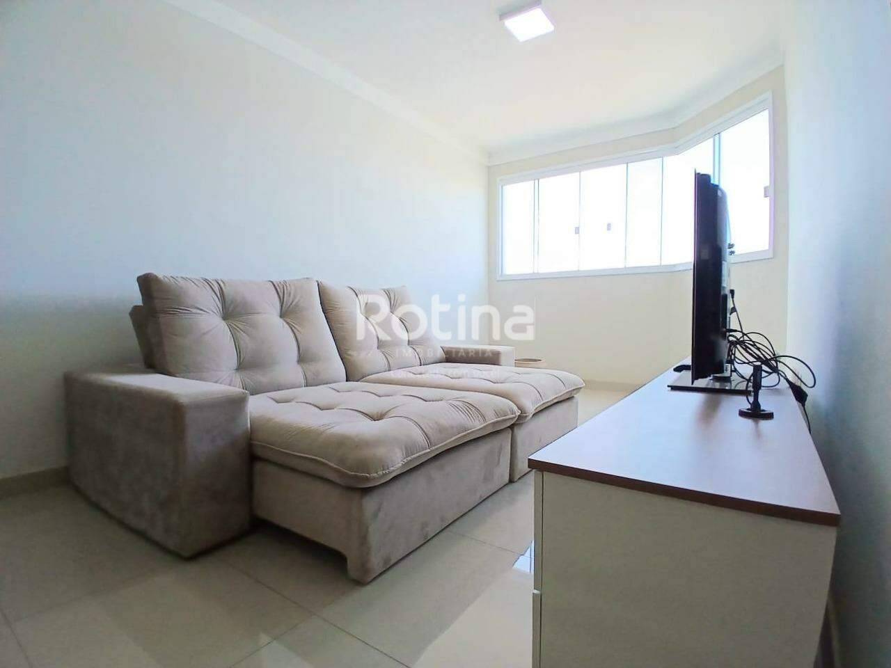 Apartamento para alugar, 3 quartos em Uberlândia no bairro Santa Mônica no valor de R$ 3.200,00 - Rotina Imobiliária: 