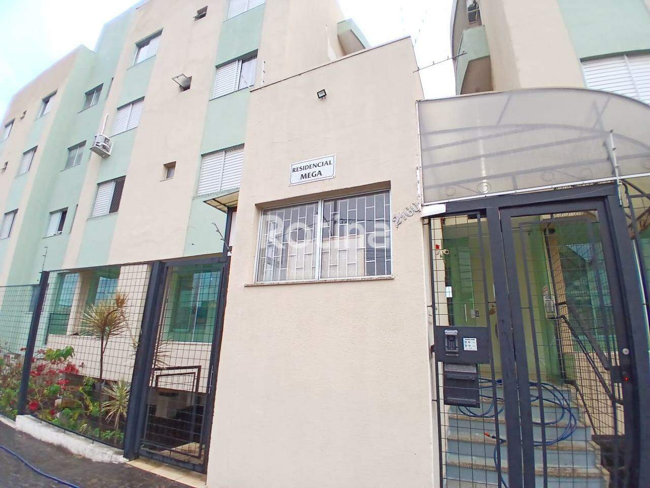 Apartamento para alugar, 3 quartos em Uberlândia no bairro Dona Zulmira no valor de R$ 1.370,00 - Rotina Imobiliária: 