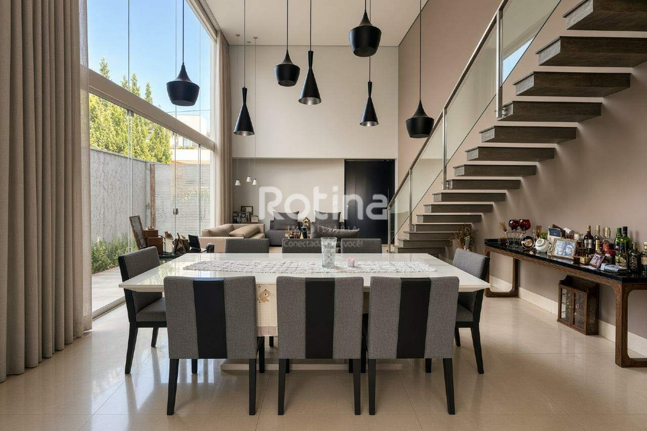 Casa Condomínio Fechado à venda, 4 quartos em Uberlândia no bairro Nova Uberlândia no valor de R$ 2.700.000,00 - Rotina Imobiliária: 