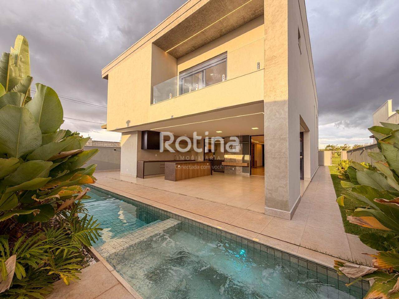 Casa Condomínio Fechado à venda, 4 quartos em Uberlândia no bairro Jardim Sul no valor de R$ 4.000.000,00 - Rotina Imobiliária: 