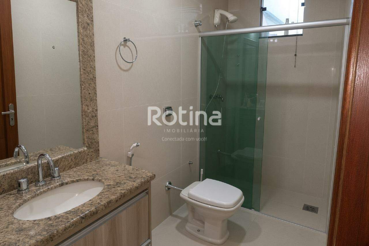 Casa à venda, 3 quartos em Uberlândia no bairro Vigilato Pereira no valor de R$ 900.000,00 - Rotina Imobiliária: 