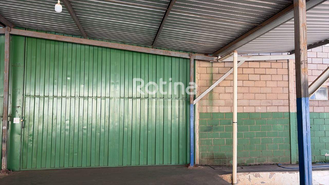 Galpão para alugar, em Uberlândia no bairro Distrito Industrial no valor de R$ 5.000,00 - Rotina Imobiliária: 