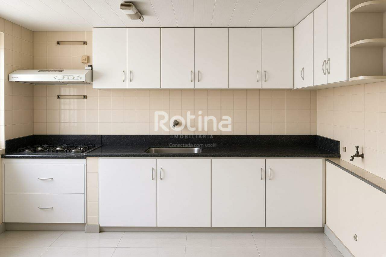 Casa à venda, 3 quartos em Uberlândia no bairro Daniel Fonseca no valor de R$ 779.000,00 - Rotina Imobiliária: 
