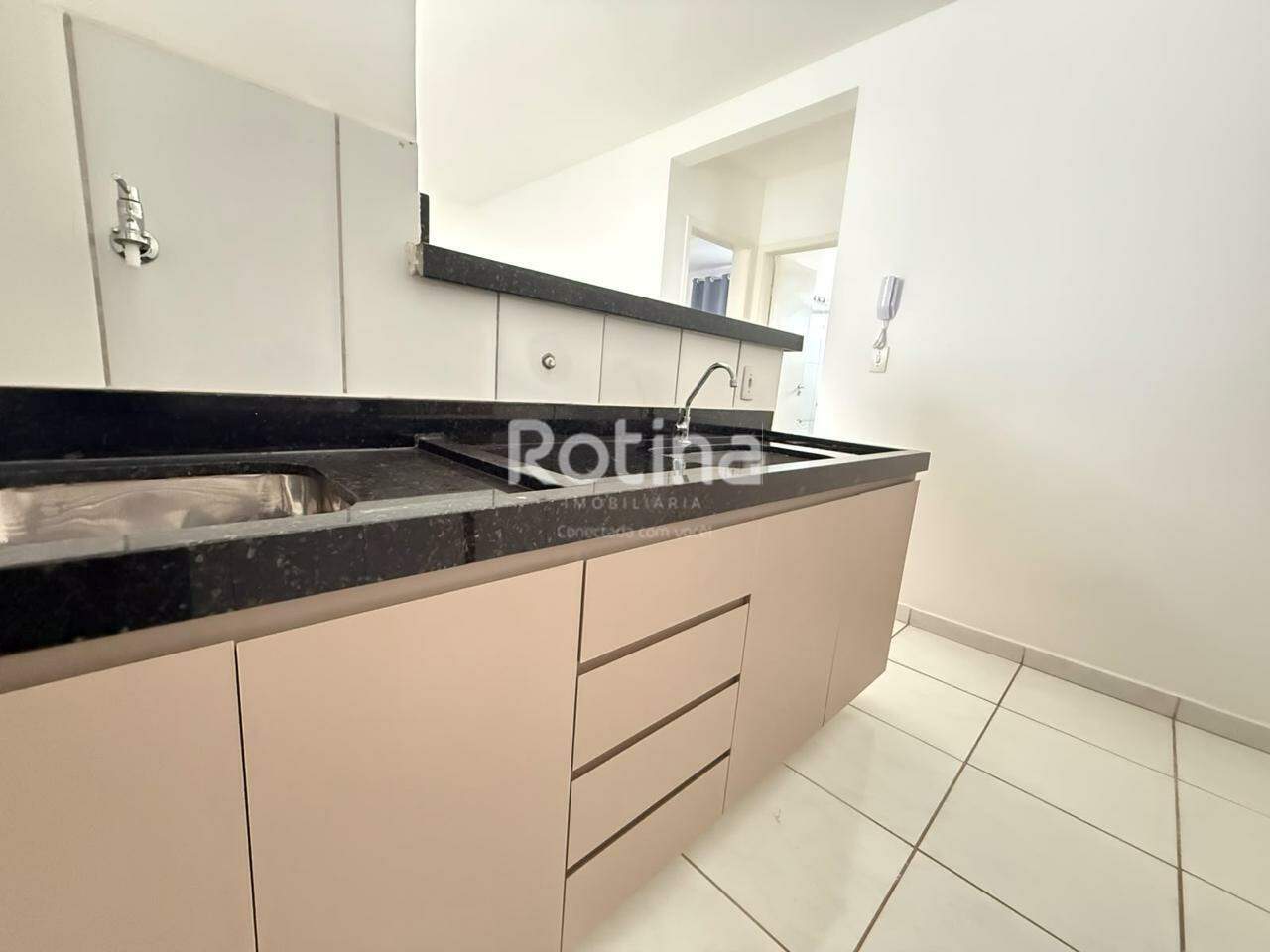 Apartamento à venda, 2 quartos em Uberlândia no bairro Shopping Park no valor de R$ 250.000,00 - Rotina Imobiliária: 