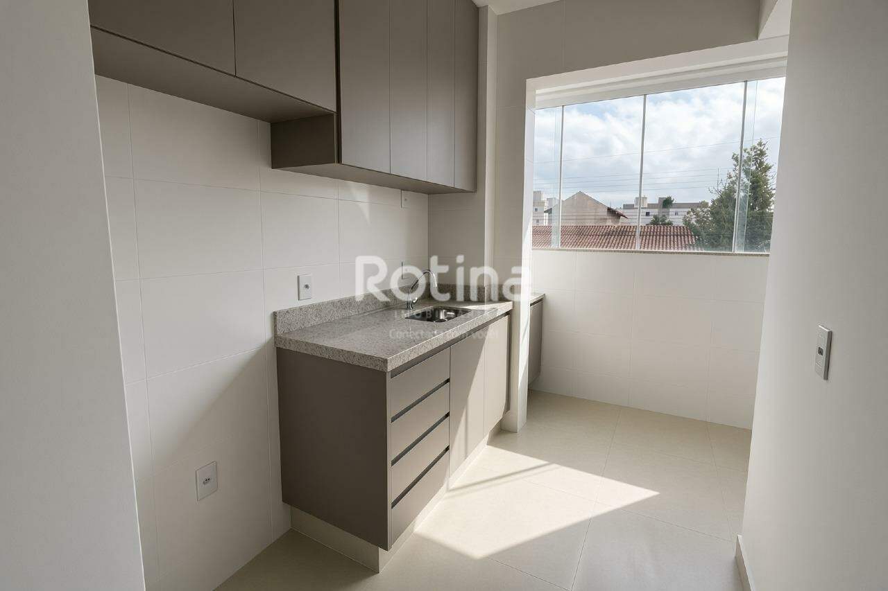 Apartamento à venda, em Uberlândia no bairro Santa Mônica no valor de R$ 360.000,00 - Rotina Imobiliária: 