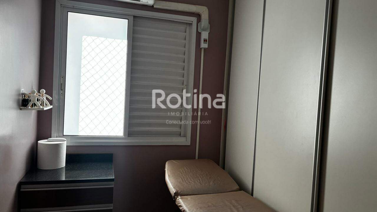 Apartamento à venda, 3 quartos em Uberlândia no bairro Santa Mônica no valor de R$ 450.000,00 - Rotina Imobiliária: 