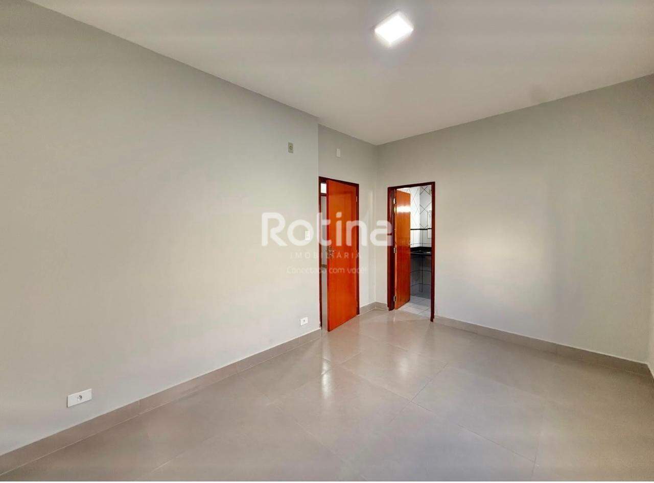 Casa à venda, 3 quartos em Uberlândia no bairro São Jorge no valor de R$ 450.000,00 - Rotina Imobiliária: 