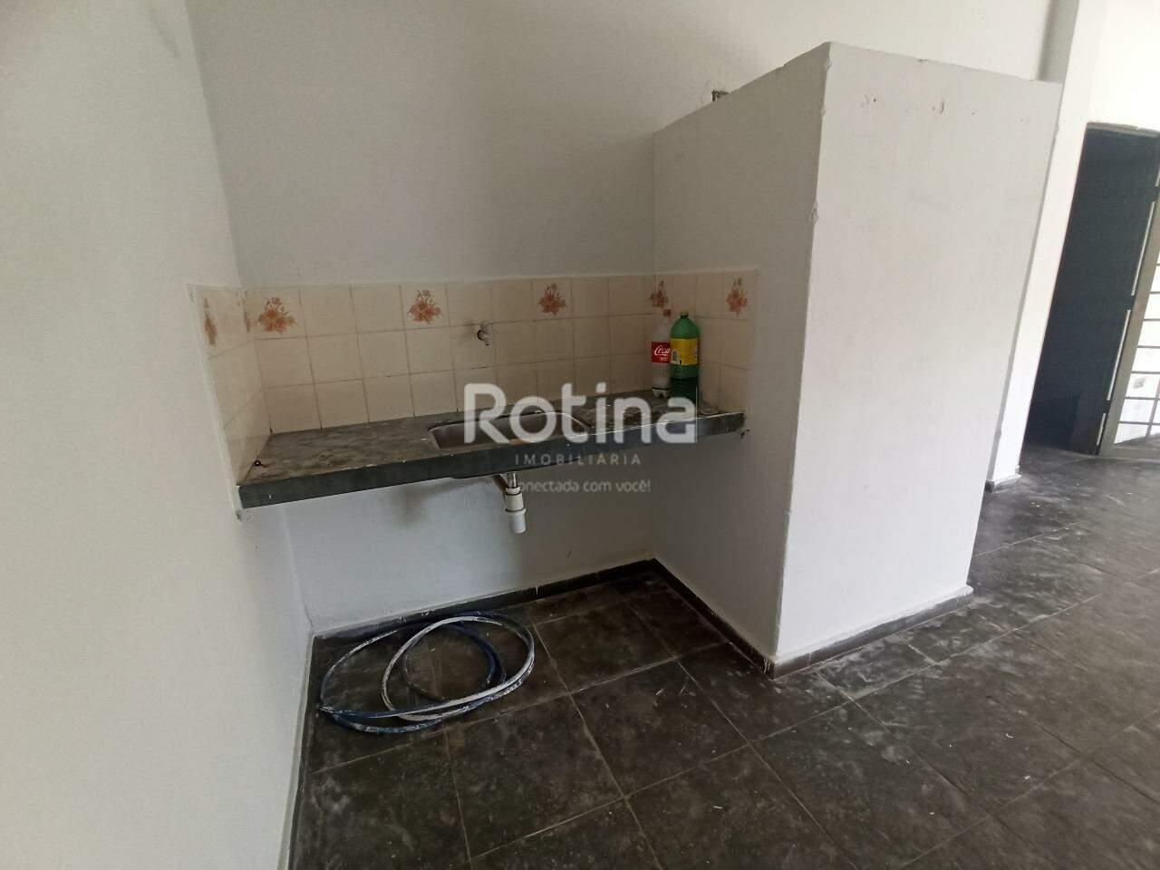 Loja para alugar, em Uberlândia no bairro Santa Mônica no valor de R$ 1.200,00 - Rotina Imobiliária: 