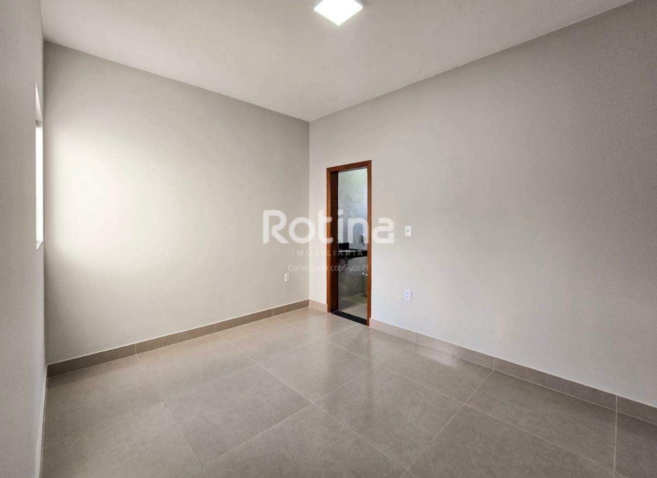 Casa à venda, 3 quartos em Uberlândia no bairro Granada no valor de R$ 680.000,00 - Rotina Imobiliária: 