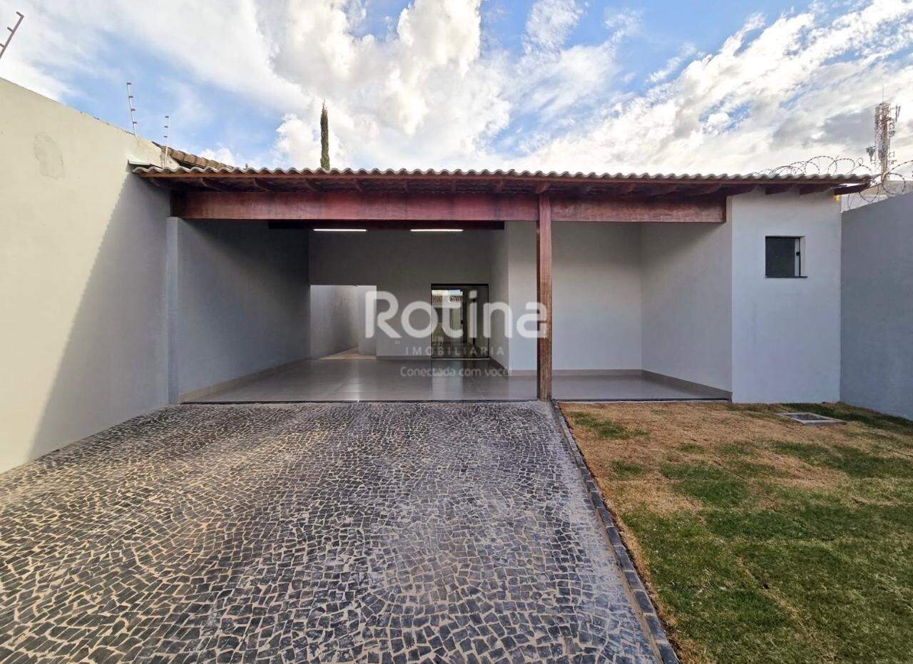 Casa à venda, 3 quartos em Uberlândia no bairro Granada no valor de R$ 680.000,00 - Rotina Imobiliária: 