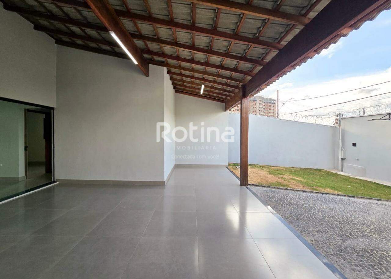 Casa à venda, 3 quartos em Uberlândia no bairro Granada no valor de R$ 680.000,00 - Rotina Imobiliária: 