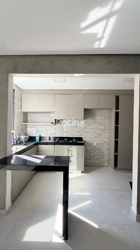 Apartamento à venda, 2 quartos em Uberlândia no bairro Shopping Park no valor de R$ 450.000,00 - Rotina Imobiliária: 