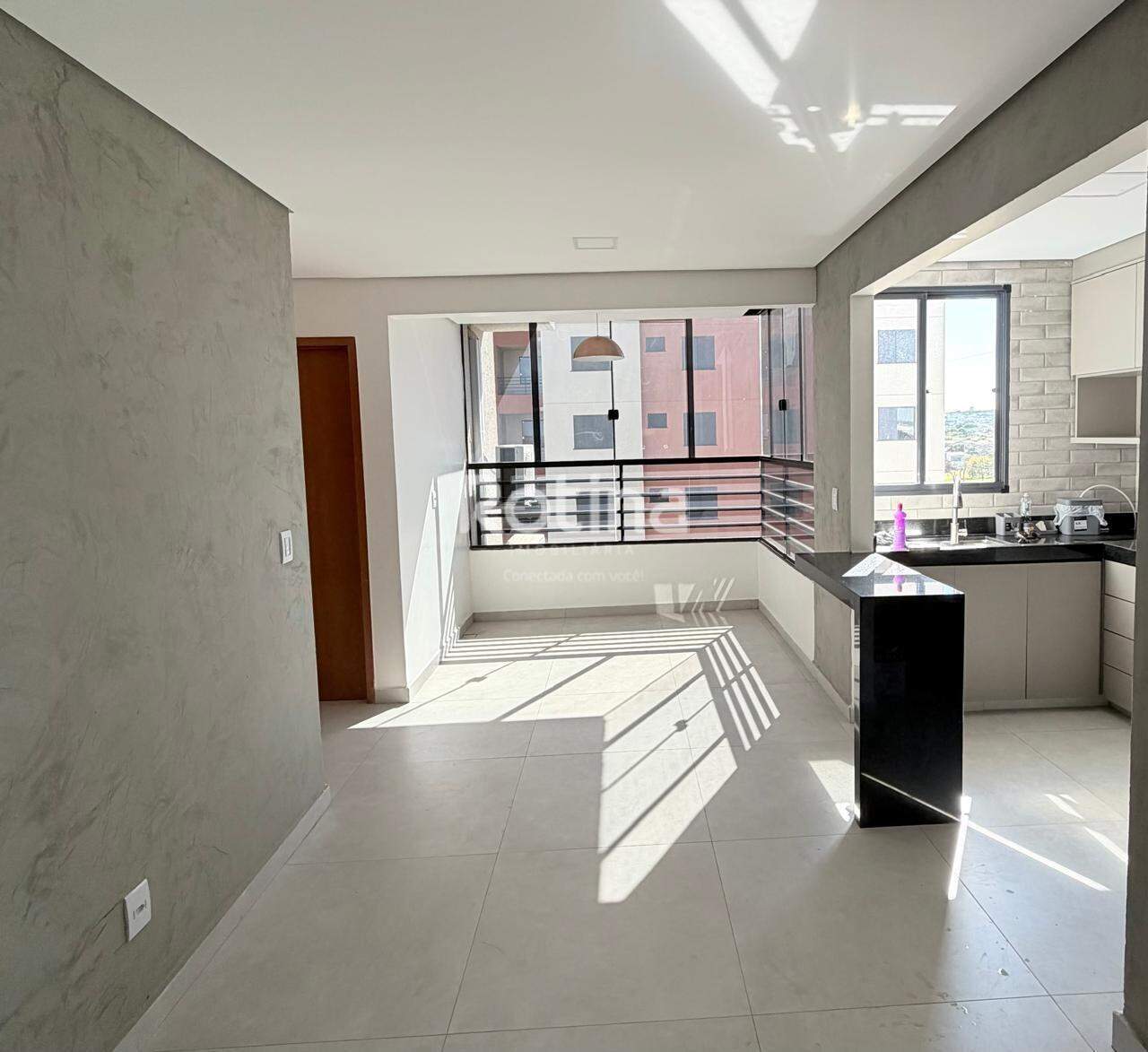 Apartamento à venda, 2 quartos em Uberlândia no bairro Shopping Park no valor de R$ 450.000,00 - Rotina Imobiliária: 
