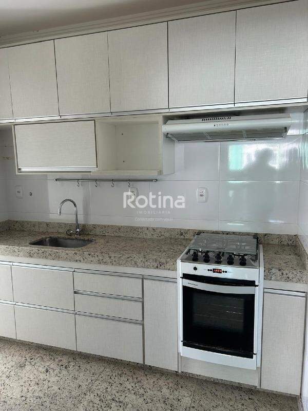 Apartamento à venda, 3 quartos em Uberlândia no bairro Santa Mônica no valor de R$ 850.000,00 - Rotina Imobiliária: 
