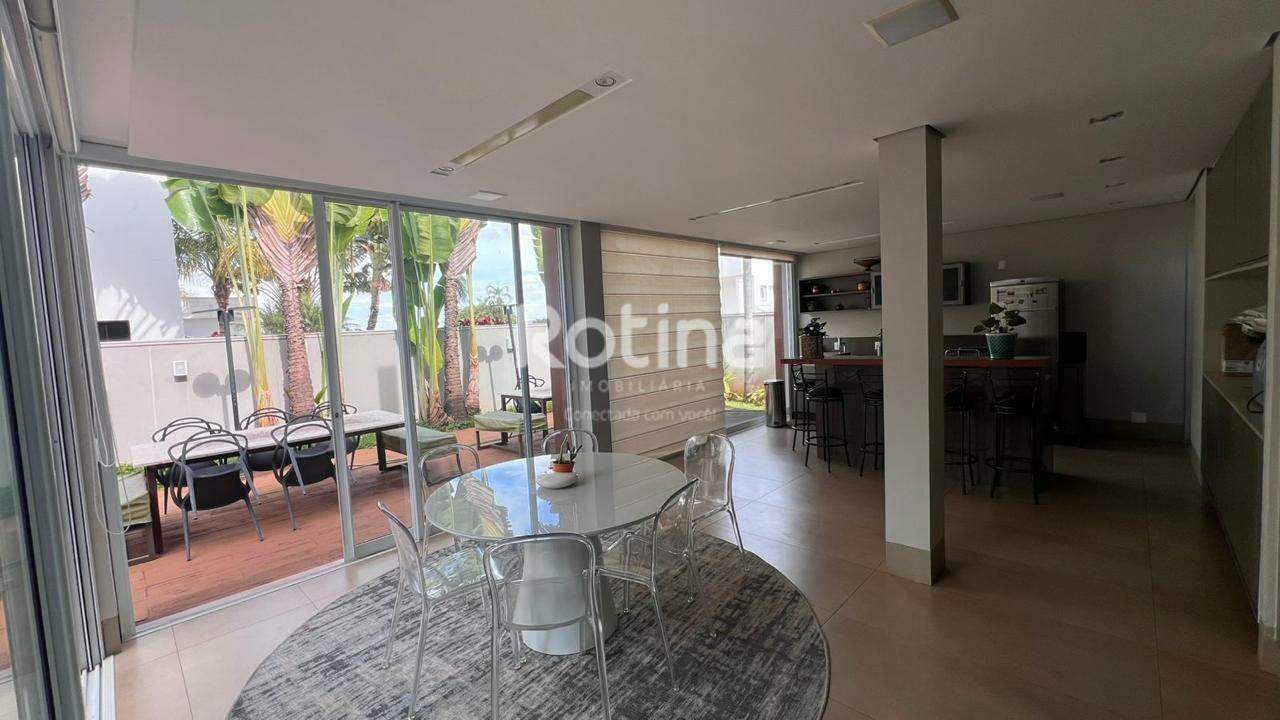 Casa Condomínio Fechado à venda, 4 quartos em Uberlândia no bairro Morada da Colina no valor de R$ 7.000.000,00 - Rotina Imobiliária: 