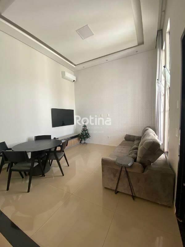 Casa à venda, 4 quartos em Uberlândia no bairro Jardim Patrícia no valor de R$ 960.000,00 - Rotina Imobiliária: 