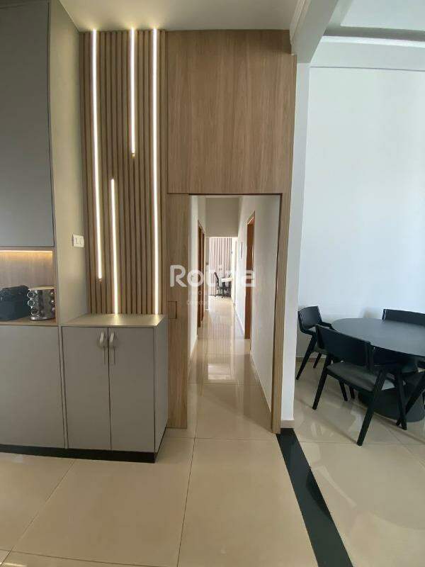 Casa à venda, 4 quartos em Uberlândia no bairro Jardim Patrícia no valor de R$ 960.000,00 - Rotina Imobiliária: 