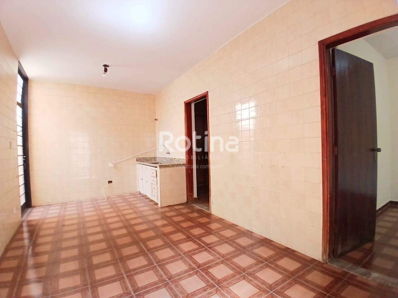 Apartamento para alugar, 4 quartos em Uberlândia no bairro Nossa Senhora Aparecida no valor de R$ 2.500,00 - Rotina Imobiliária: 