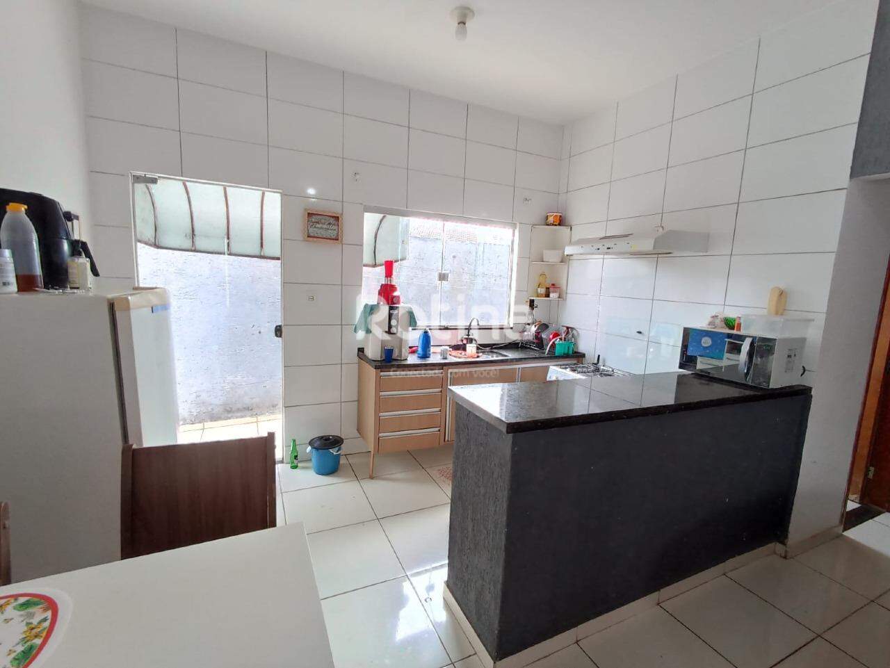 Casa à venda, 3 quartos em Uberlândia no bairro Jardim Europa no valor de R$ 240.000,00 - Rotina Imobiliária: 