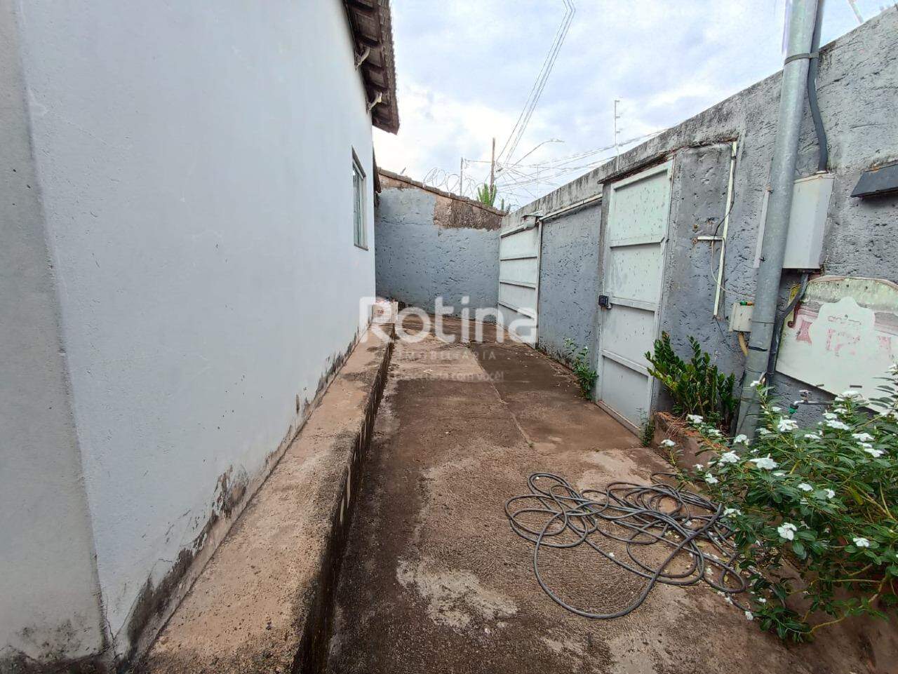 Casa à venda, 3 quartos em Uberlândia no bairro Jardim Europa no valor de R$ 240.000,00 - Rotina Imobiliária: 
