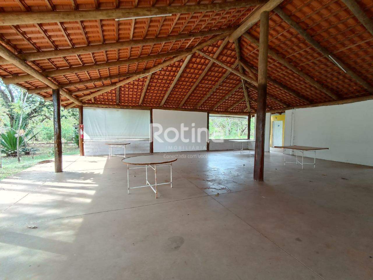 Chacara à venda, 4 quartos em Uberlândia no bairro Panorama no valor de R$ 1.700.000,00 - Rotina Imobiliária: 