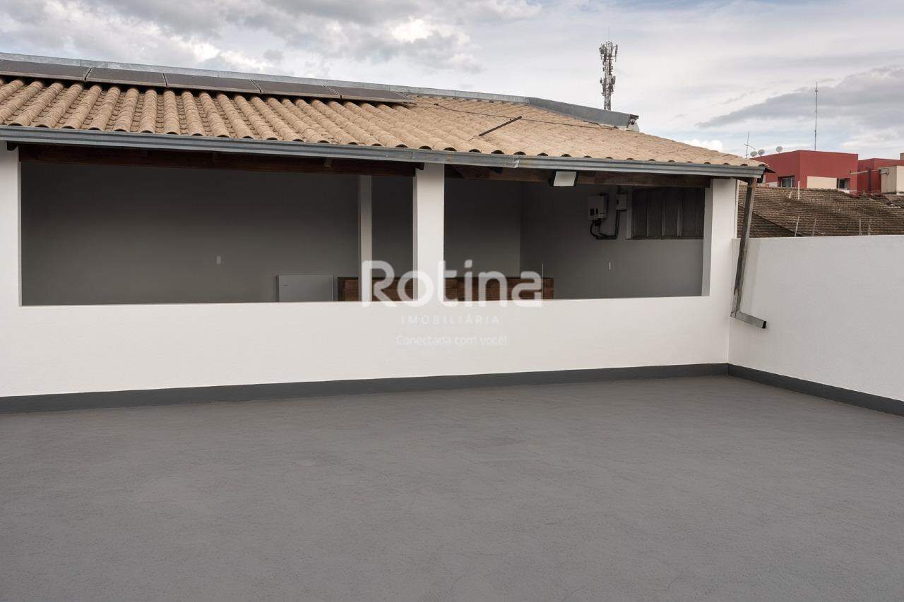 Casa à venda, 4 quartos em Uberlândia no bairro Granada no valor de R$ 720.000,00 - Rotina Imobiliária: 